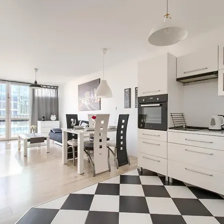 Rondo Onz- Jana Pawla Ii 20 Apartman